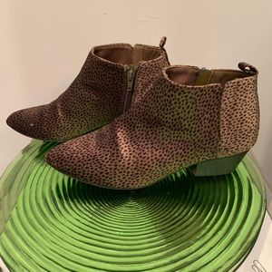 Cheetah bootie